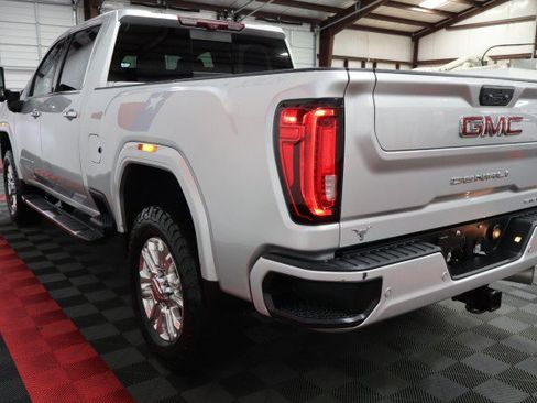 Used 2022 GMC Sierra 3500 Denali w/ Denali Ultimate Package AWD/4WD image 33