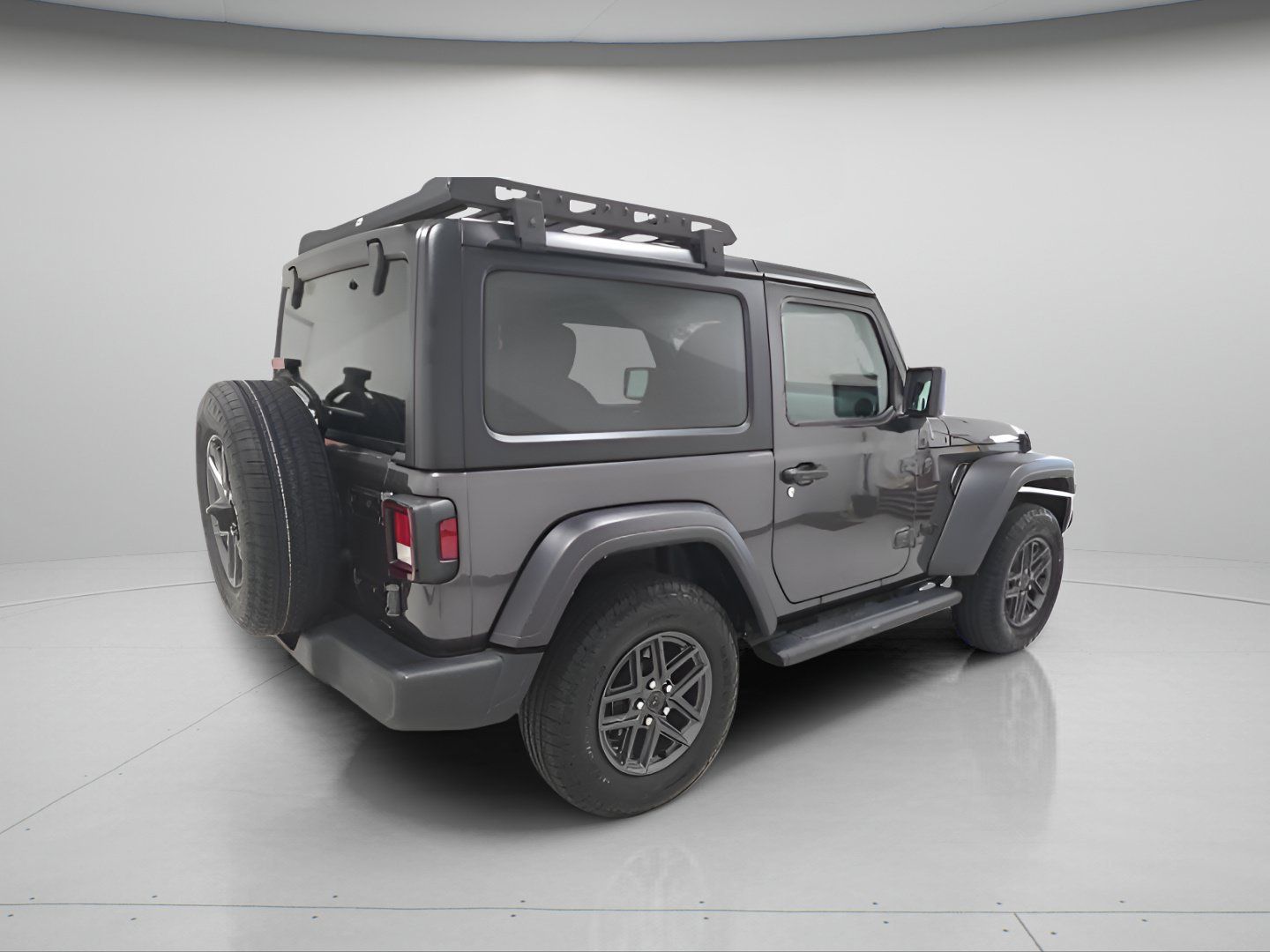 Used 2025 Jeep Wrangler Sport AWD/4WD image 6