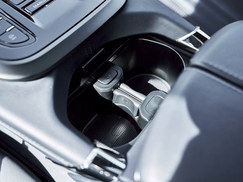 Used 2025 Aston Martin DBX 707 image 62