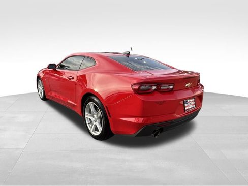 Used 2022 Chevrolet Camaro LT RWD image 7