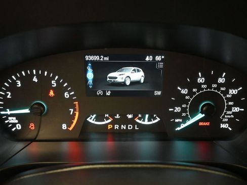 Used 2022 Ford Escape SE image 12