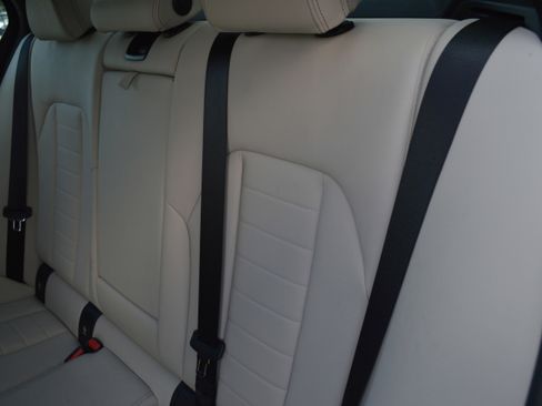 Used 2019 BMW 330i Sedan w/ Premium Package image 29