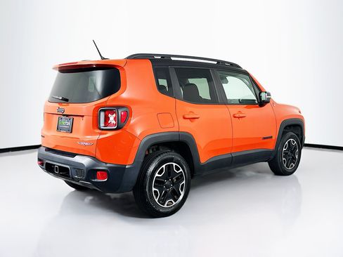 Used 2016 Jeep Renegade Trailhawk AWD/4WD image 9