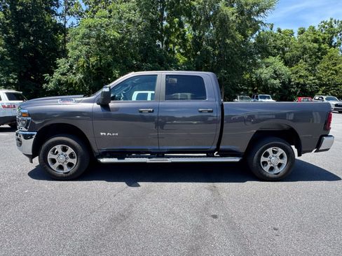 Used 2025 RAM 2500 Big Horn AWD/4WD image 8