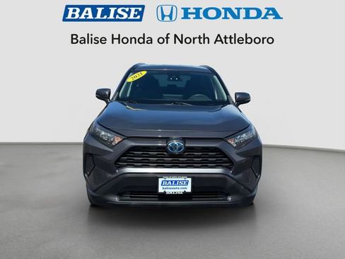 Used 2021 Toyota RAV4 LE w/ Carpet Mat Package (TMS) AWD/4WD image 8