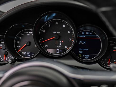 Used 2017 Porsche Cayenne Platinum Edition image 15