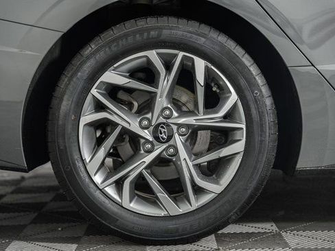 Used 2023 Hyundai Sonata SEL image 15