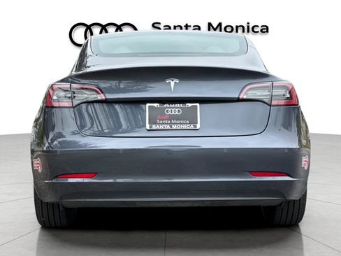 Used 2022 Tesla Model 3 RWD image 7