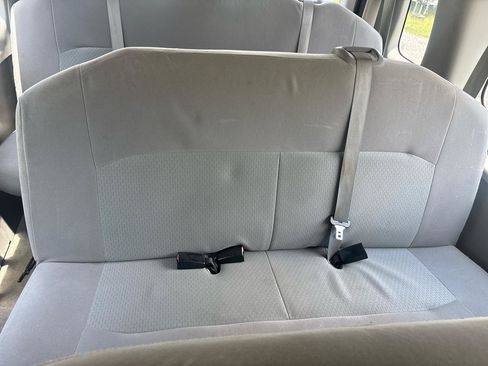 Used 2012 Ford E-350 and Econoline 350 XLT RWD image 17