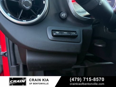 Used 2020 Chevrolet Camaro SS RWD image 12
