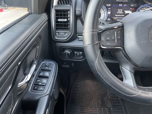 Used 2022 RAM 1500 Limited w/ Body Color Bumper Group image 13