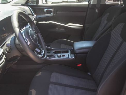 Certified 2024 Kia Sorento LX FWD image 18