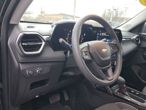 Used 2024 Chevrolet TrailBlazer LT image 12