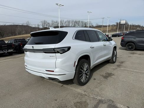 New 2026 Buick Enclave Avenir image 5