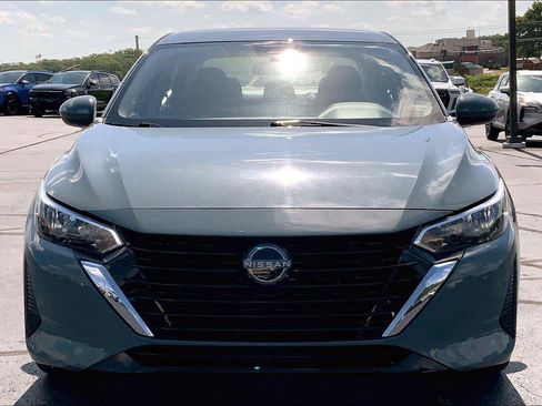 Used 2025 Nissan Sentra SV w/ All-Weather Package FWD image 3