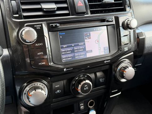 Used 2015 Toyota 4Runner Trail AWD/4WD image 32