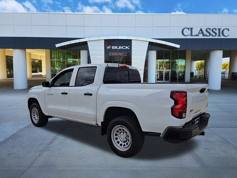 Used 2024 Chevrolet Colorado W/T RWD image 6