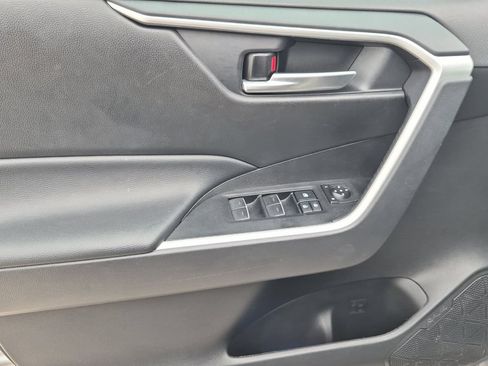 Certified 2024 Toyota RAV4 XLE FWD image 11