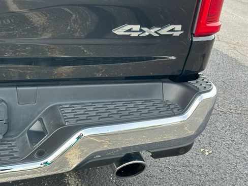 Used 2025 RAM 1500 Limited AWD/4WD image 18