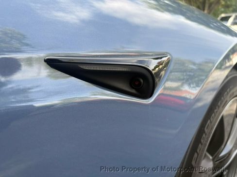Used 2026 Tesla Model S AWD/4WD image 30