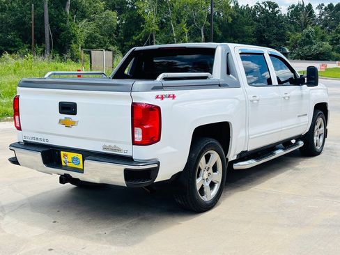 Used 2017 Chevrolet Silverado 1500 LT w/ High Desert Package AWD/4WD image 7