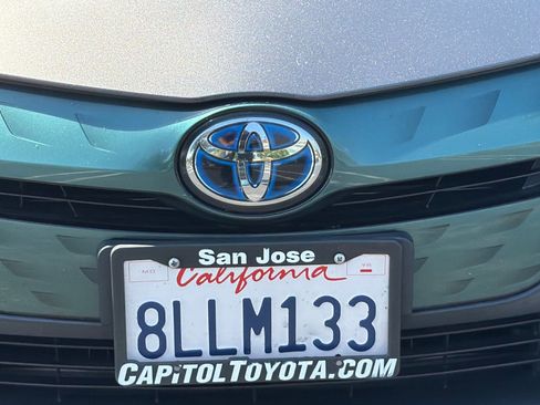 Used 2019 Toyota Prius Prime Premium image 47