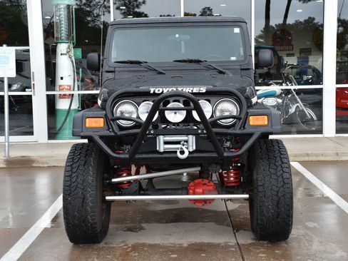 Used 2006 Jeep Wrangler X AWD/4WD image 3