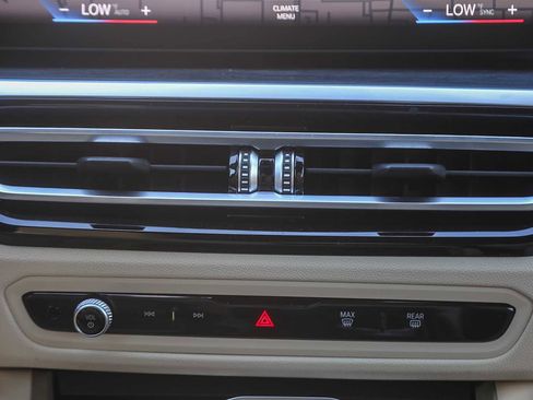 Certified 2023 BMW i4 eDrive35 w/ Premium Package image 10