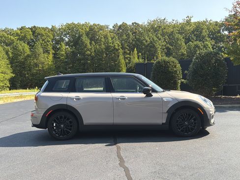 Used 2024 MINI Cooper Clubman S FWD image 5