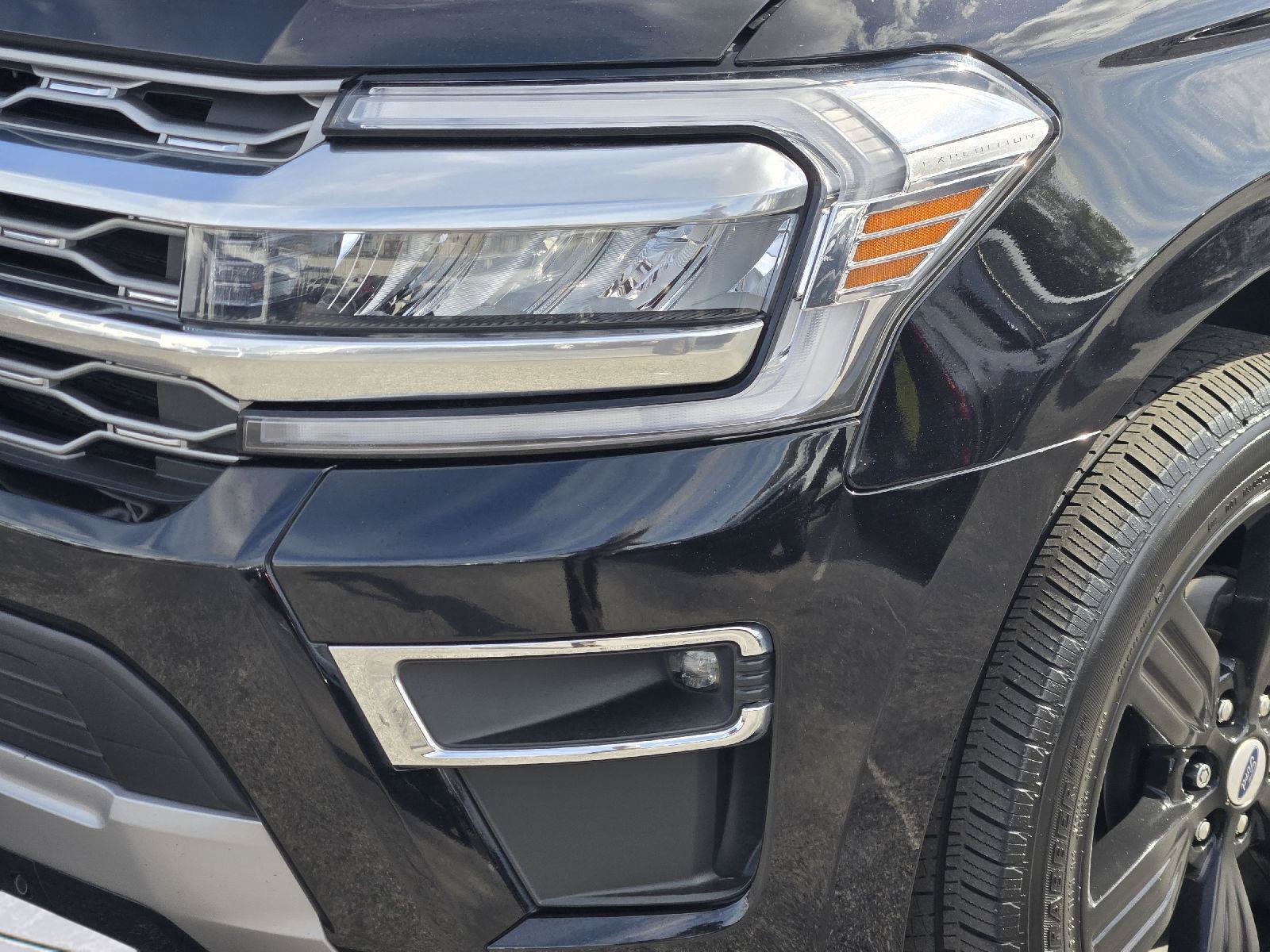 Used 2023 Ford Expedition Max Platinum RWD image 10
