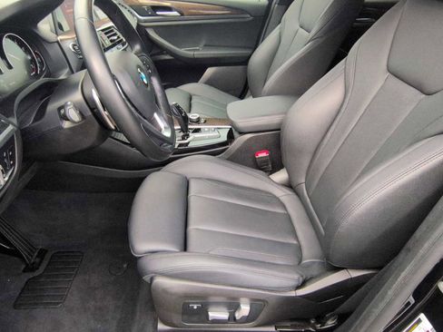 Used 2019 BMW X3 sDrive30i w/ Driving Assistance Package image 17