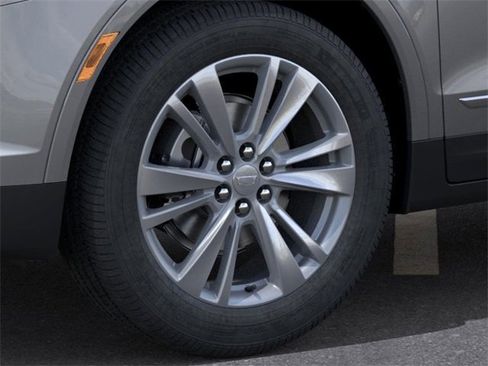 New 2025 Cadillac XT5 Premium Luxury image 9