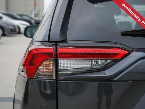 Used 2024 Toyota RAV4 XLE FWD image 9