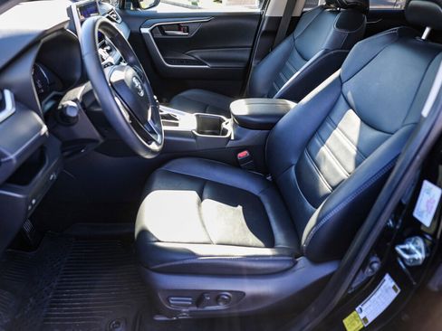 Certified 2023 Toyota RAV4 XLE Premium image 10