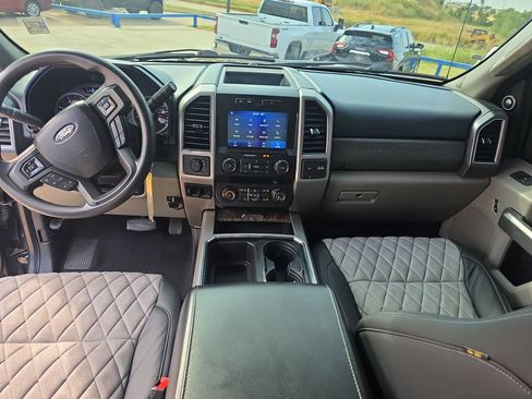 Used 2021 Ford F250 XLT AWD/4WD image 9
