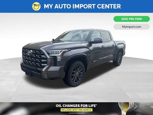 Used 2023 Toyota Tundra Platinum image 3
