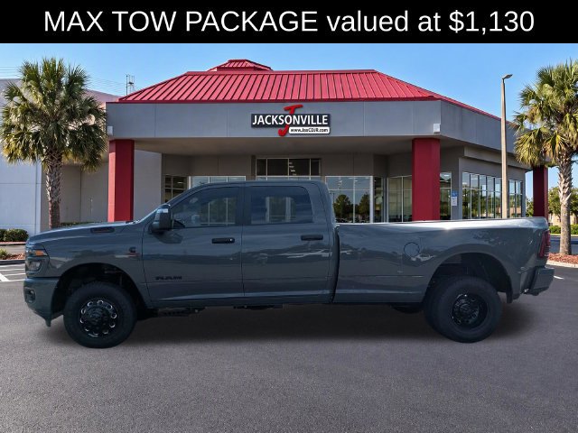 New 2026 RAM 3500 Big Horn AWD/4WD image 13