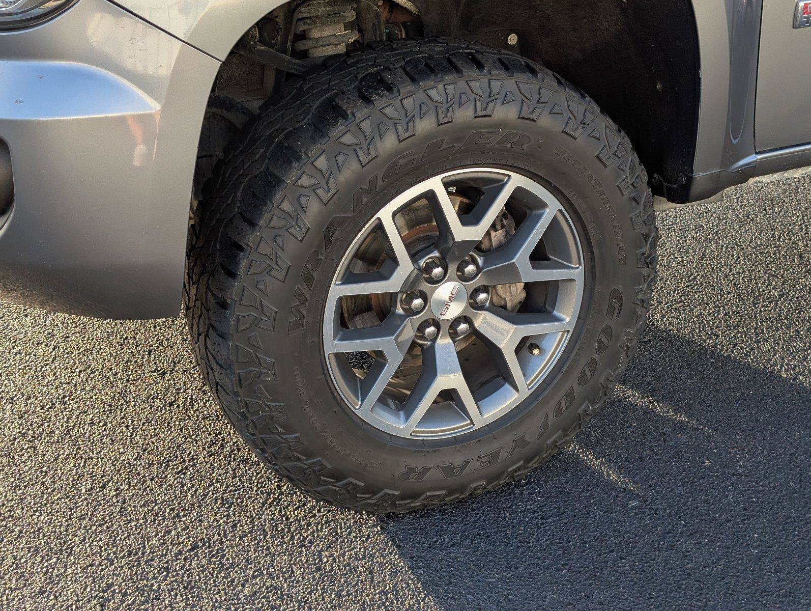Used 2020 GMC Canyon All Terrain w/ All Terrain X Package AWD/4WD image 11