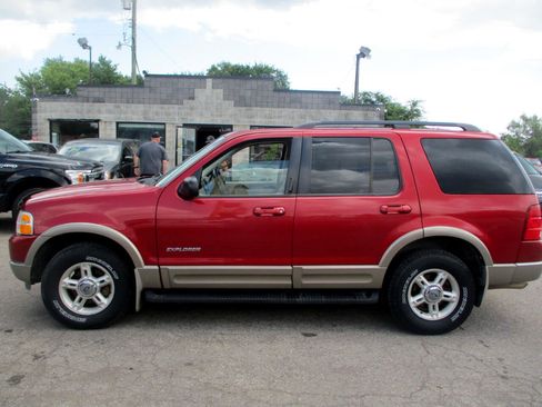 Used 2002 Ford Explorer Eddie Bauer image 4