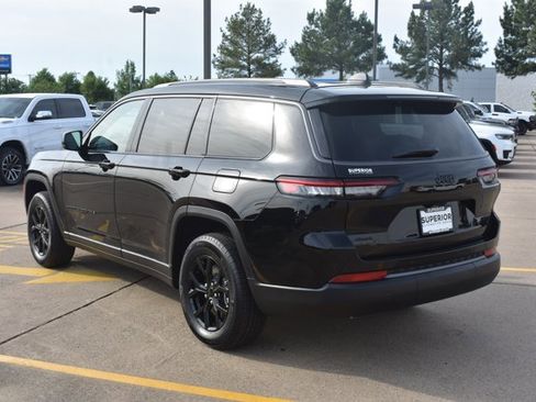 New 2026 Jeep Grand Cherokee L 4WD image 8