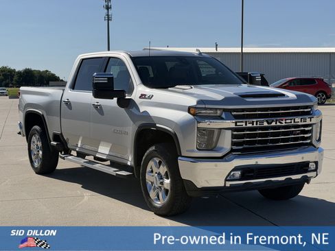 Used 2020 Chevrolet Silverado 2500 LTZ w/ LTZ Premium Package AWD/4WD image 2