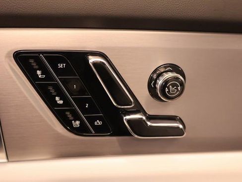 New 2026 Cadillac Vistiq Sport image 11