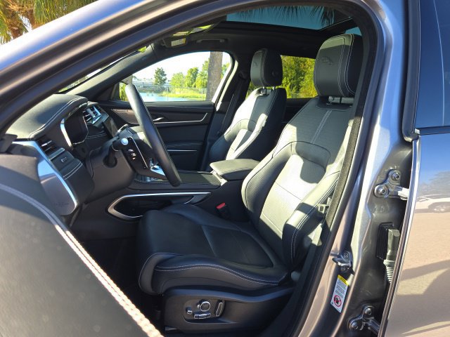 Used 2026 Jaguar F-PACE R-Dynamic S AWD/4WD image 13