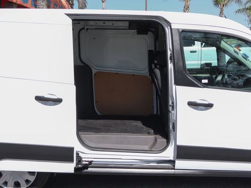 Used 2020 Ford Transit Connect XL FWD image 11