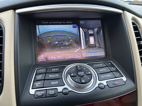 Used 2016 INFINITI QX50 2WD w/ Premium Plus Package image 29