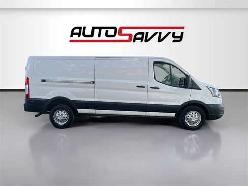 Used 2024 Ford Transit 150 Low Roof AWD image 8
