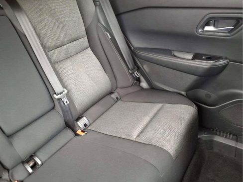 Used 2024 Nissan Rogue SV FWD image 19