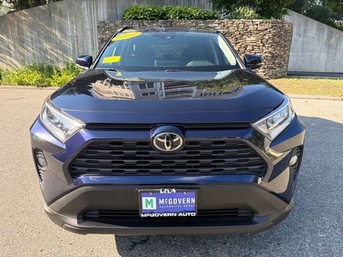 Used 2020 Toyota RAV4 XLE w/ Convenience Package AWD/4WD image 10