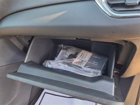 Used 2022 Chevrolet Equinox LT image 94