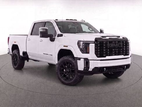 Used 2024 GMC Sierra 2500 Denali Ultimate AWD/4WD image 1